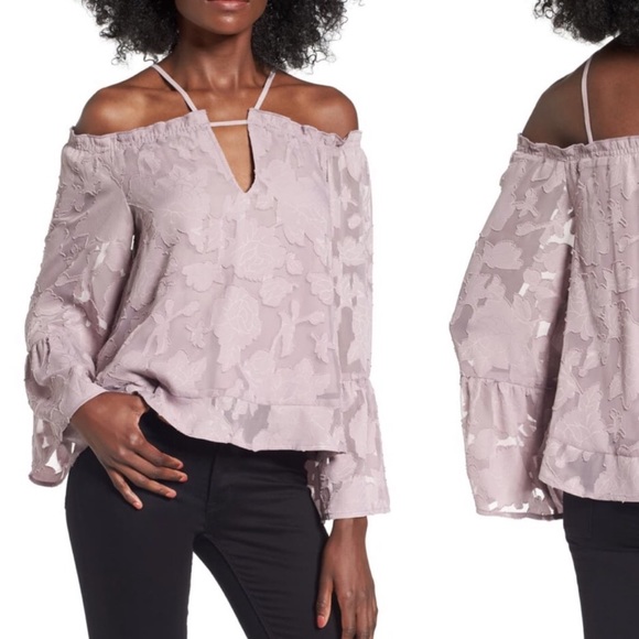 Leith Tops - Leith off the shoulders blouse